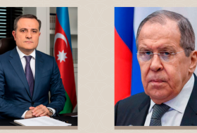 Состоялся телефонный разговор между главами МИД Азербайджана и России
