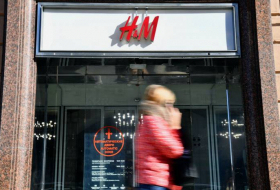 H&M начал закрывать свои магазины в России

