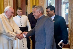 Президент Татарстана встретился с папой Римским в Бахрейне
