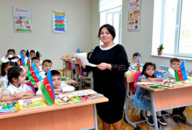 В Азербайджане начинается процесс перевода учащихся общеобразовательных школ
