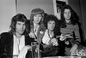 Права на песни группы Queen могут продать за более чем $1 млрд
