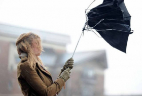 Дождливая и ветреная погода в Азербайджане продлится до второй половины дня 6 января
