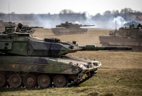 Венгрия заблокировала выплаты Польше за поставки оружия Украине
