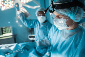 Хирурги впервые в мире успешно пересадили свиную почку живому пациенту
