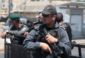 На юге Израиля неизвестный напал с ножом на людей
