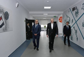 Ильхам Алиев принял участие в открытии нового здания полной средней школы в поселке Бум -ФОТО

