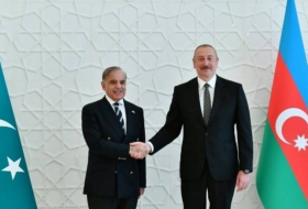 Шахбаз Шариф поздравил президента Ильхама Алиева
