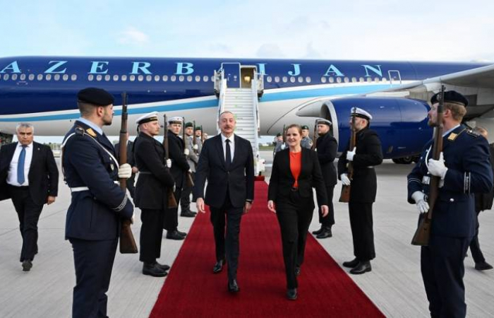 <a href='/news.php?id=244532'>Президент Ильхам Алиев прибыл с рабочим визитом в Германию
</a>