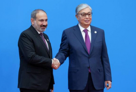 Президент Казахстана прибыл с визитом в Ереван
