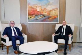Ильхам Алиев принял помощника генерального секретаря ООН

