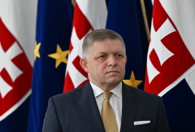 Премьер-министр Словакии вылетел в Баку