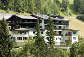 Азербайджанец купил отель в Австрии