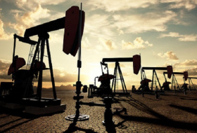 Цена азербайджанской нефти понизилась 