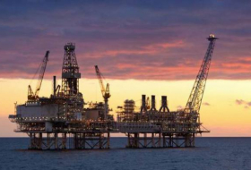 Снизилась добыча нефти на ключевом блоке месторождений Азербайджана