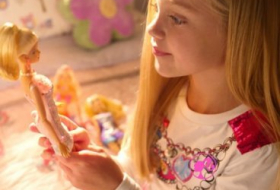 Ученые: Кукла Барби оказывает плохое влияние на детей