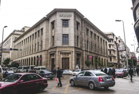 Египетский центробанк девальвировал национальную валюту