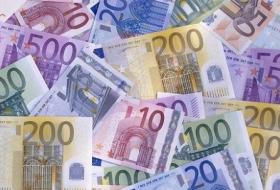 ​В Азербайджане евро может подорожать до 1,28 AZN