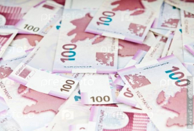 Манат подешевел к евро, стабилен к доллару и рублю
