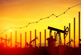 Цены на нефть в мире показывают небольшой рост