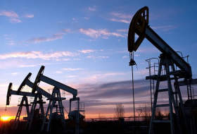 Цена на нефть Brent опустилась ниже $49
