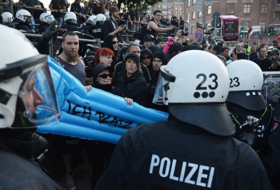 В ходе беспорядков в Гамбурге пострадали почти 200 полицейских