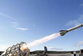 В КНДР опубликовали видео пуска новых ракет “земля-воздух” (ВИДЕО)