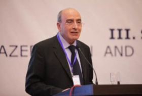 Азербайджан может стать провайдером международных усилий по Сирии - Расим Мусабеков 