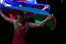 Азербайджанский борец победил армянина и стал чемпионом мира – ФОТО
