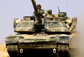 США передали танки сирийским курдам