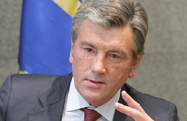 Виктор Ющенко:`Я осуждаю действия Армении, разжигающей этот конфликт`
