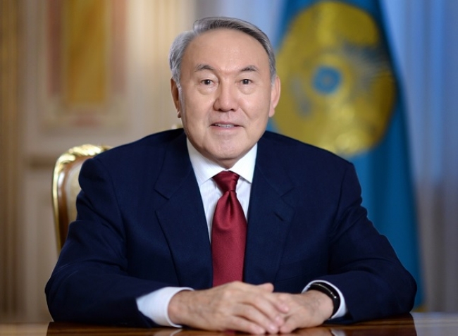 Нурсултан Назарбаев поздравил Ильхама Алиева