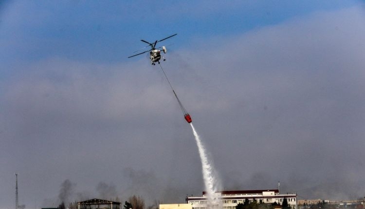 МЧС Азербайджана отправил в Грузию вертолет для тушения пожаров