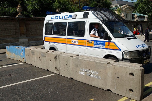 Центр Лондона перекрыли бетонными блоками для предотвращения терактов
