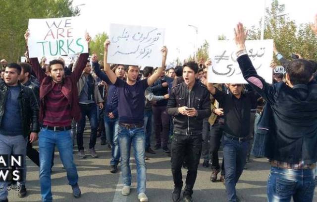 К протестам иранских азербайджанцев присоединились и другие народы