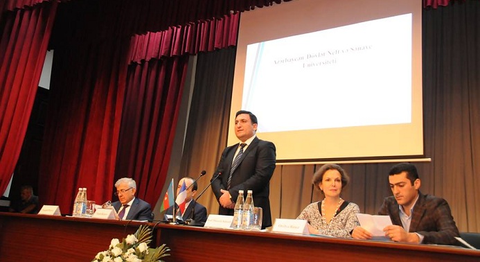 В Баку прошла церемония представления Французско-азербайджанского университета
