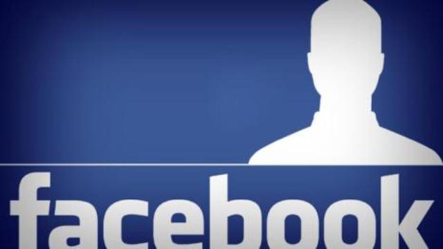 Facebook начнет удалять синхронизированные фотографии