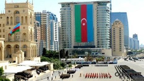 Азербайджан отмечает День Вооруженных сил - ВИДЕО