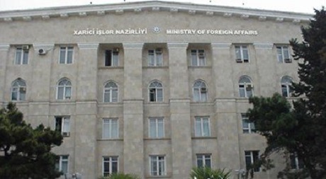 МИД Азербайджана осуждает убийство посла России в Турции