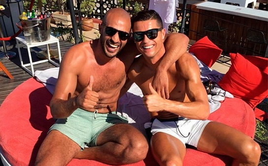 Криштиану Роналду проигнорировал запрет «Реала» и встретился с другом в Марокко
