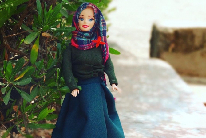 «Барби в хиджабе» набирает популярность в Instagram - ФОТО