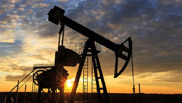 Нефть дорожает на новостях о снижении добычи в Ливии