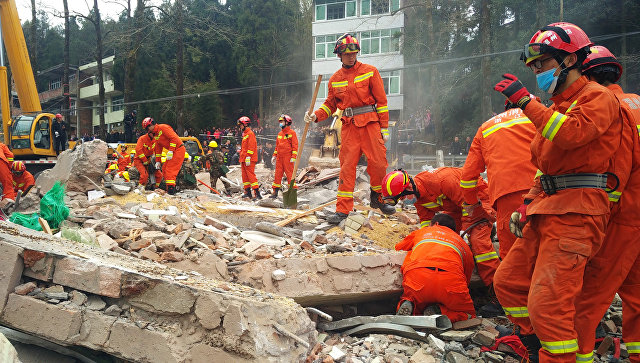 В Китае обрушился жилой дом, семь погибших