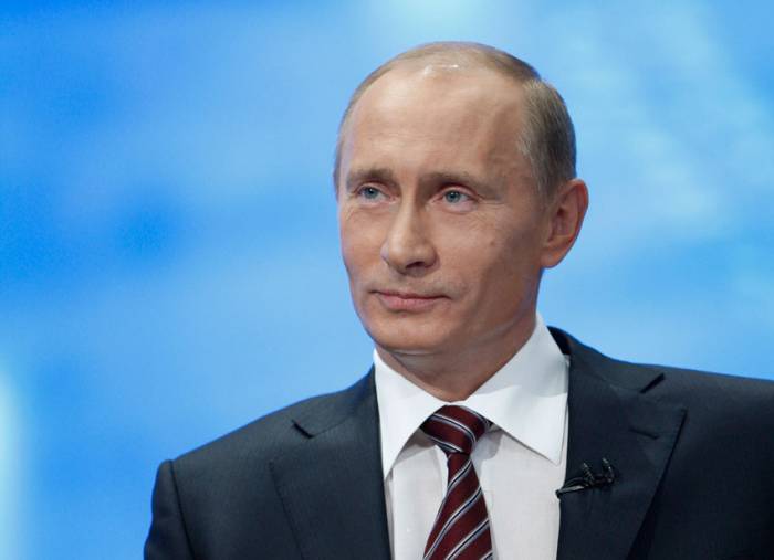 Путин: "У Москвы не было специальных каналов связи со штабами кандидатов в президенты США