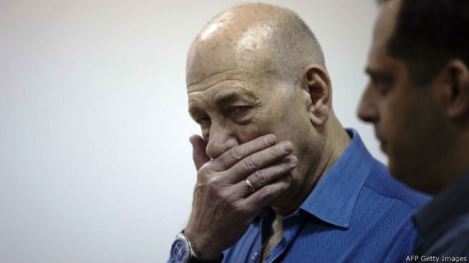 Экс-премьер Израиля получил 8 месяцев тюрьмы