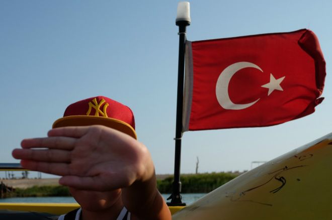 Российские туроператоры пострадали из-за связей с Турцией