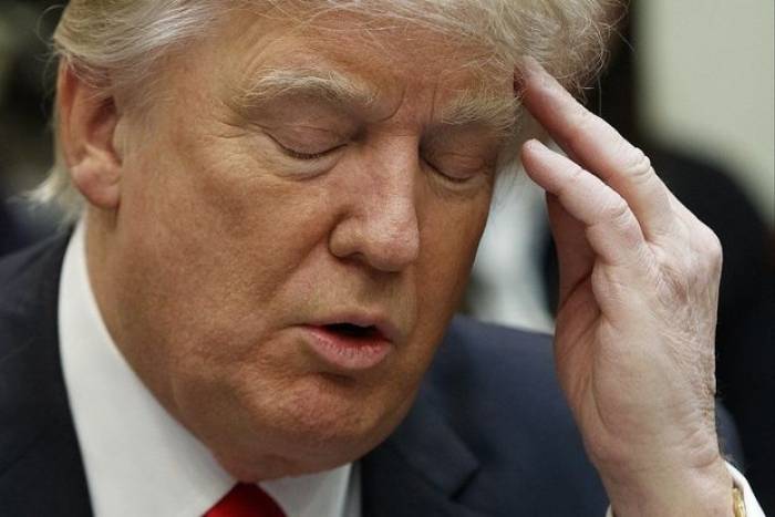 New York Post посвятил твитам Трампа статью из трех слов