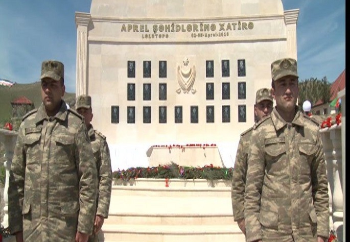 В Горадизе воздвигнут памятник военнослужащим, павшим в боях за Лалетепе - ФОТО
