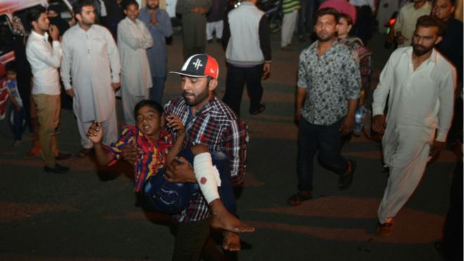 Взрыв в Лахоре: 70 человек, почти 30 - дети