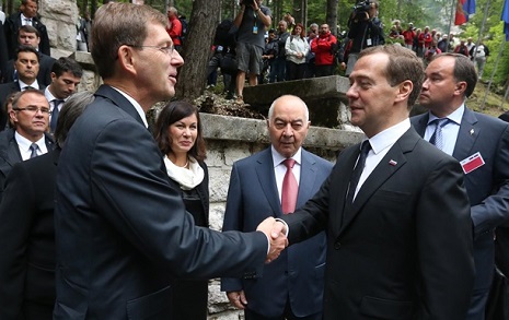 Медведев впервые прибыл в ЕС после аннексии Крыма