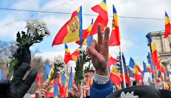 В Молдове оппозиция потребовала отставки министра обороны